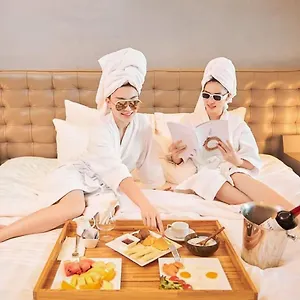 Hotel Golden Sun