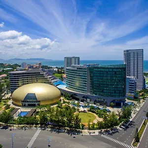 ***** Hotel Pullman Vietnam