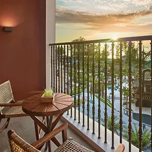 ***** Resort Moevenpick Vietnam